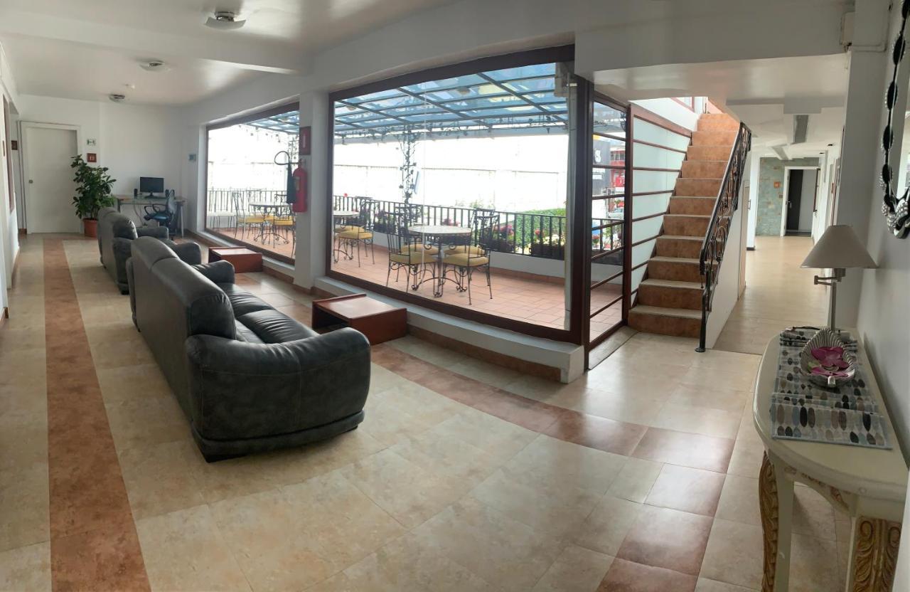 Hotel Shalom Riobamba Buitenkant foto