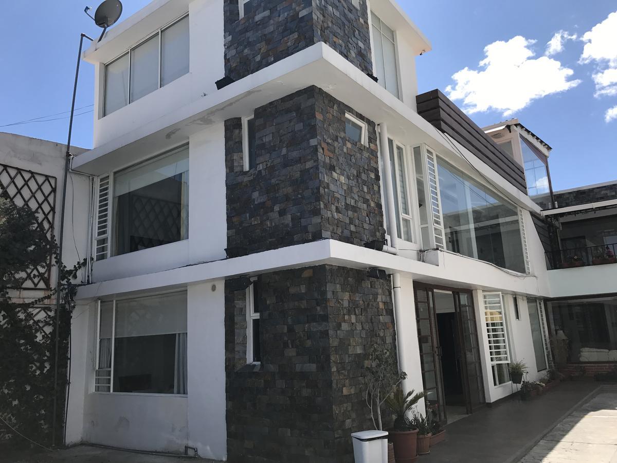 Hotel Shalom Riobamba Buitenkant foto