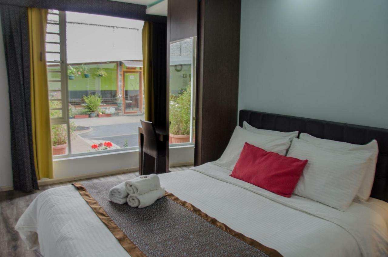 Hotel Shalom Riobamba Buitenkant foto
