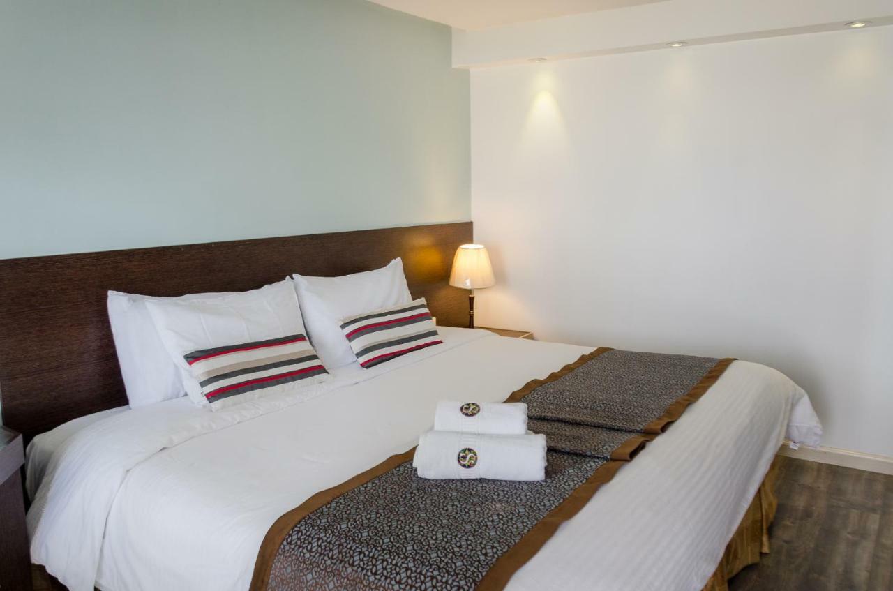 Hotel Shalom Riobamba Buitenkant foto