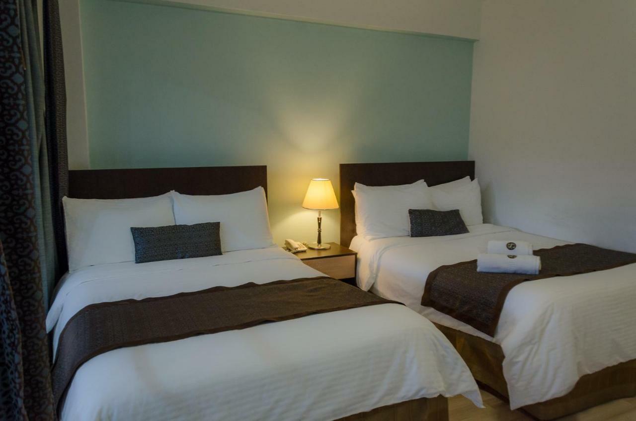 Hotel Shalom Riobamba Buitenkant foto
